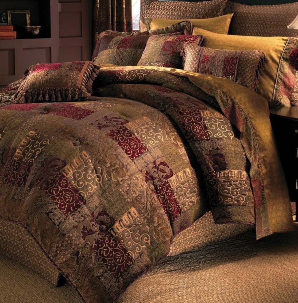 King Size Croscill Galleria 4 Pc Set Oversized Jacquard Comforter Luxury Texture